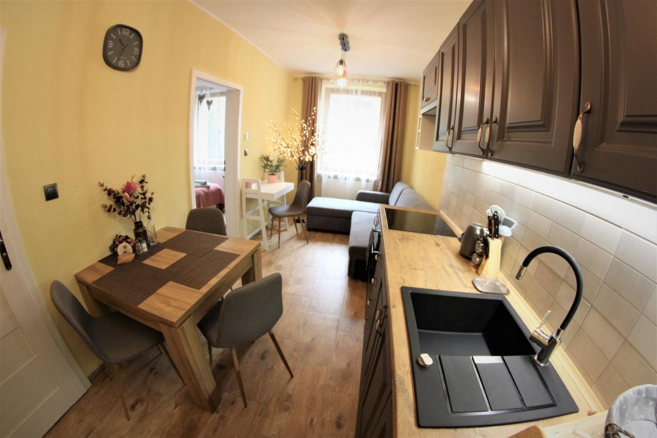 Apartamenty Zielone Centrum Строне-Слёнске Экстерьер фото