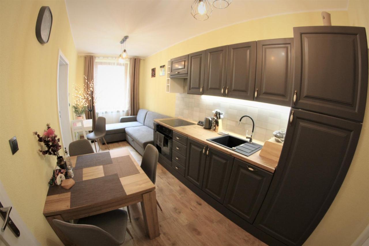 Apartamenty Zielone Centrum Строне-Слёнске Экстерьер фото